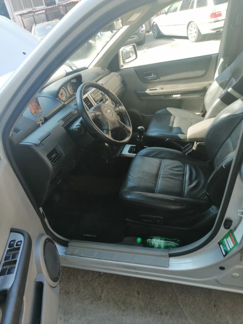 Nissan X-trail, снимка 6 - Автомобили и джипове - 51965755