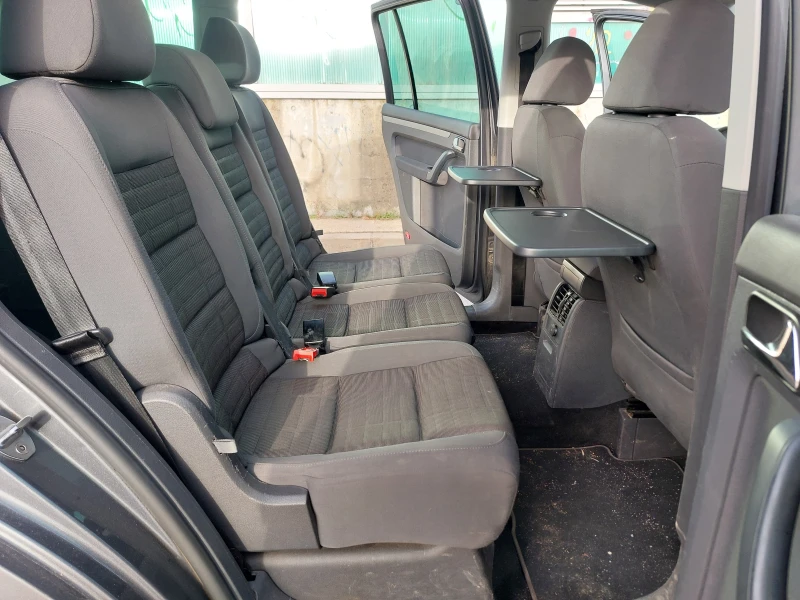 VW Tiguan 1.4TSI, снимка 16 - Автомобили и джипове - 52438409