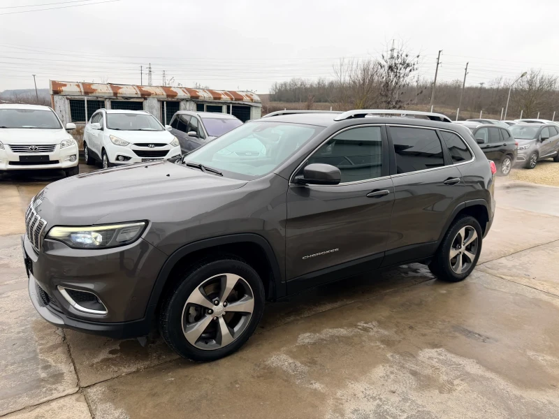 Jeep Cherokee 2.2Mjt AWD Active Drive OVERLAND* UNIKAT* , снимка 3 - Автомобили и джипове - 52881154