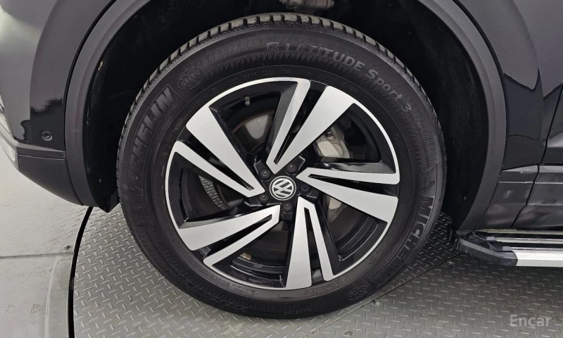 VW Touareg, снимка 5 - Автомобили и джипове - 53053828