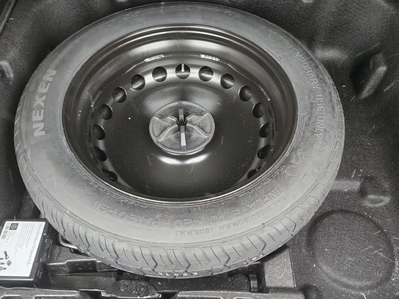 Mercedes-Benz GLE * 350 * CARFAX * БЕЗ ПЪРВОНАЧАЛНА ВНОСКА, снимка 12 - Автомобили и джипове - 53289543