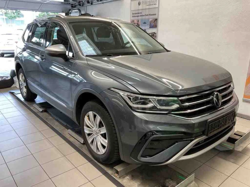 VW Tiguan Allspace Elegance 4Motion 2.0TDI 200PS - 53900 лв. - 22579583 1