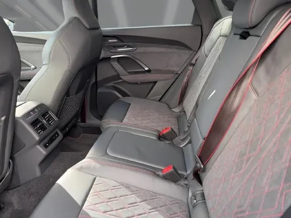 Audi Q5 Sportback e-hybrid Quattro Edition One = S-line =  - изображение 8