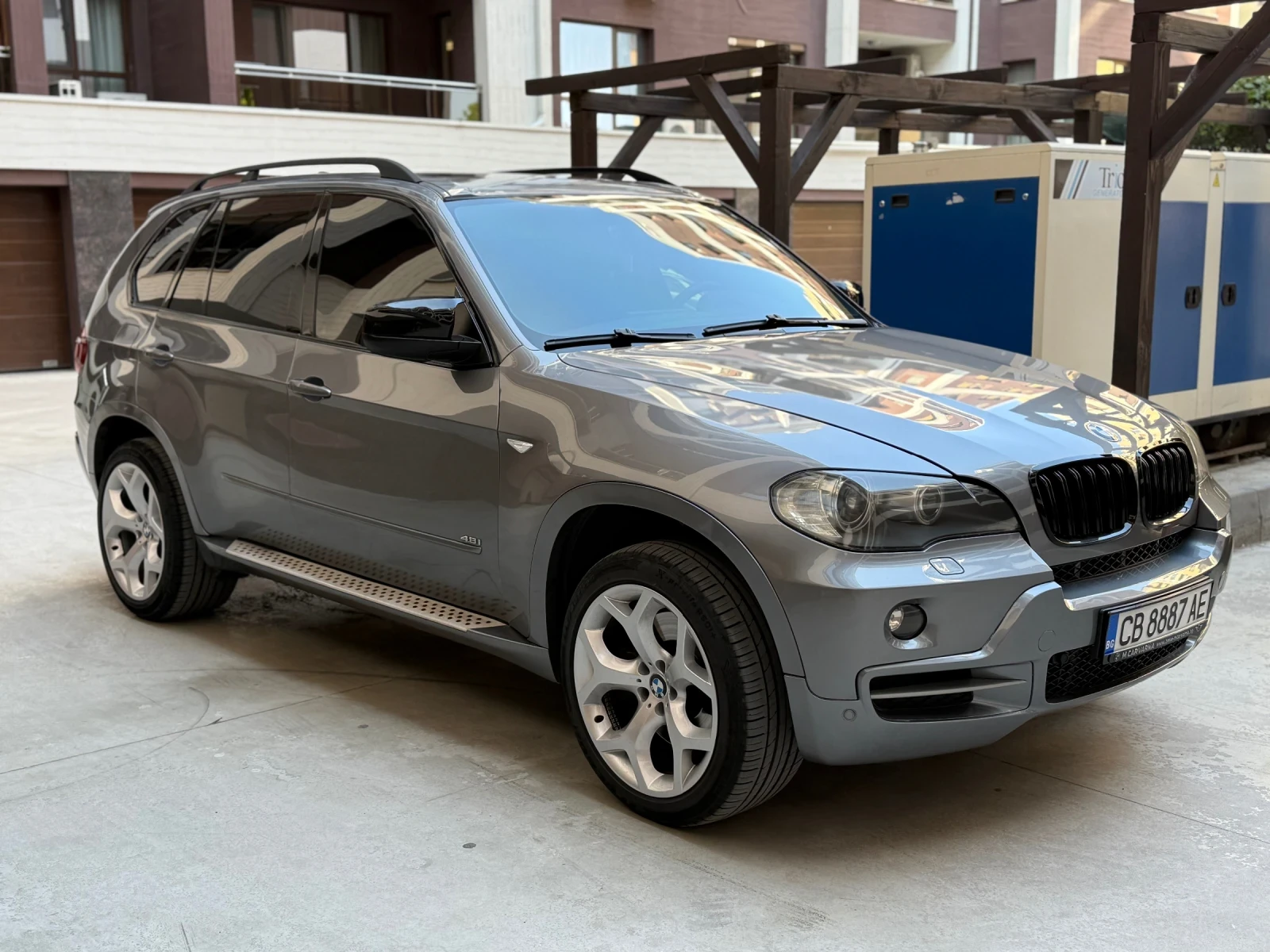 BMW X5 4.8 i - изображение 2
