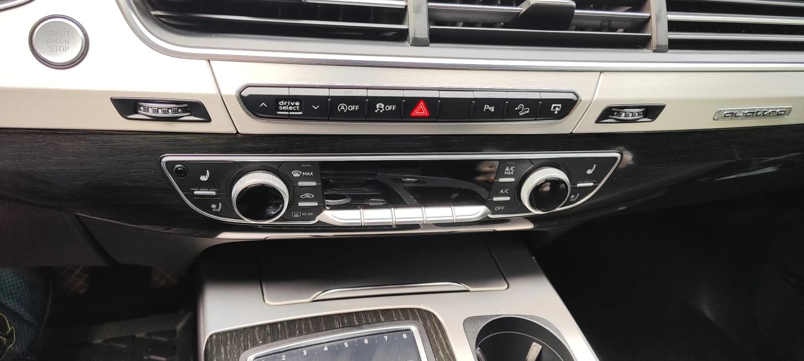 Audi Q7, снимка 16 - Автомобили и джипове - 53955072