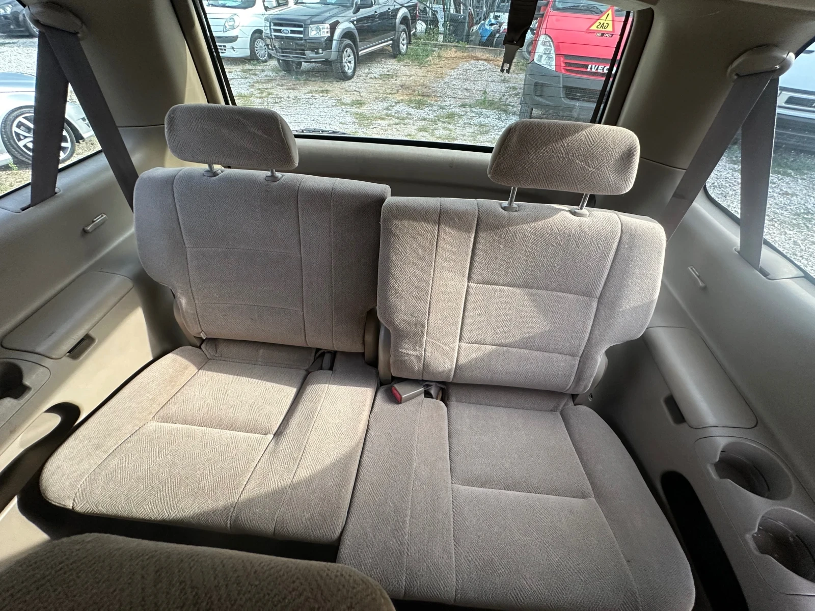 Toyota Sequoia 4.7i  | Mobile.bg   15