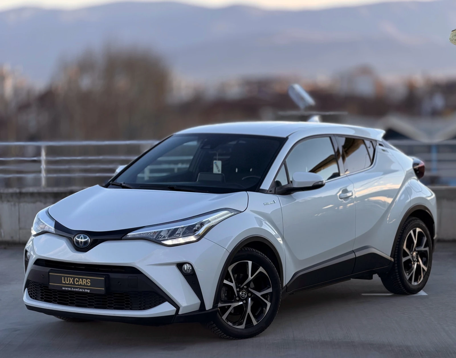 Toyota C-HR -Facelift-1.8 Hybrid-Keyless-Navi-Led-��������- | Mobile.bg � ����������� 5