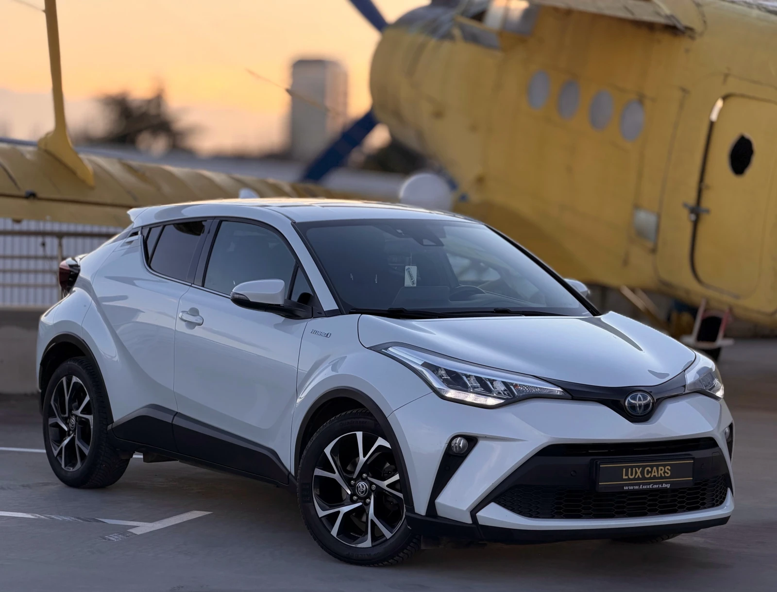 Toyota C-HR -Facelift-1.8 Hybrid-Keyless-Navi-Led-��������- | Mobile.bg � ����������� 1