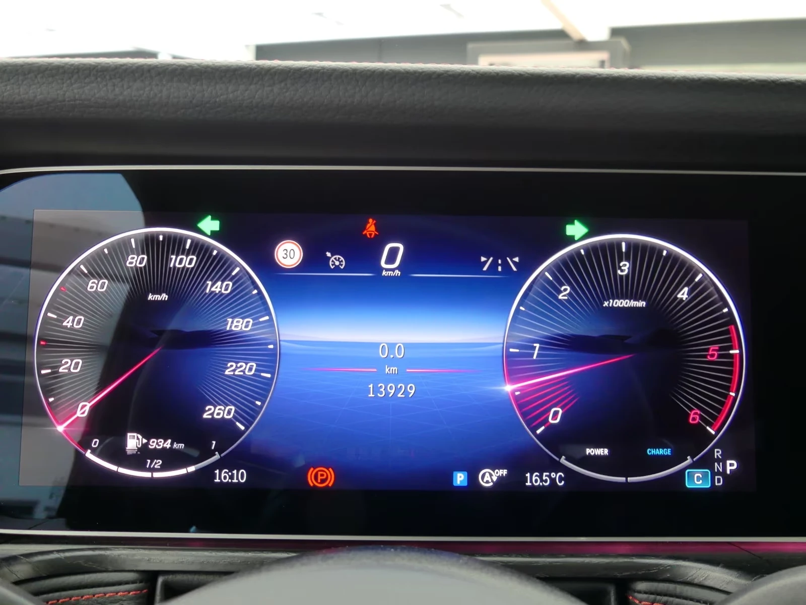 Mercedes-Benz G 450 d/AMG/4-MATIC/FACELIFT/NIGHT/BURM/CAMERA/KEYLESS/, снимка 8 - Автомобили и джипове - 54027771