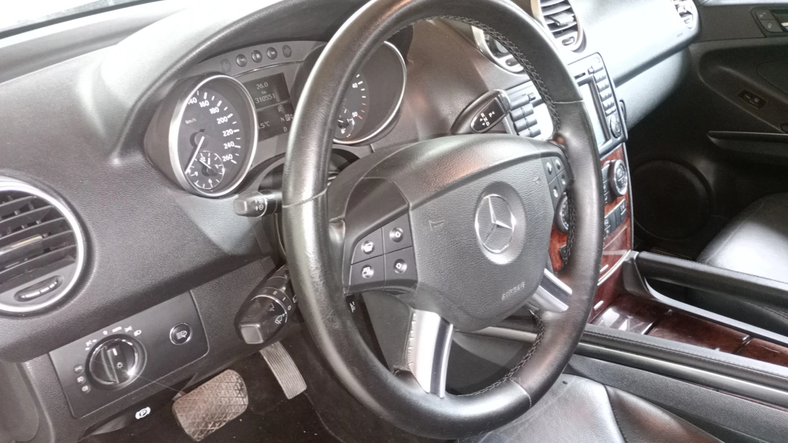 Mercedes-Benz ML 320 CDI, снимка 7 - Автомобили и джипове - 54103166