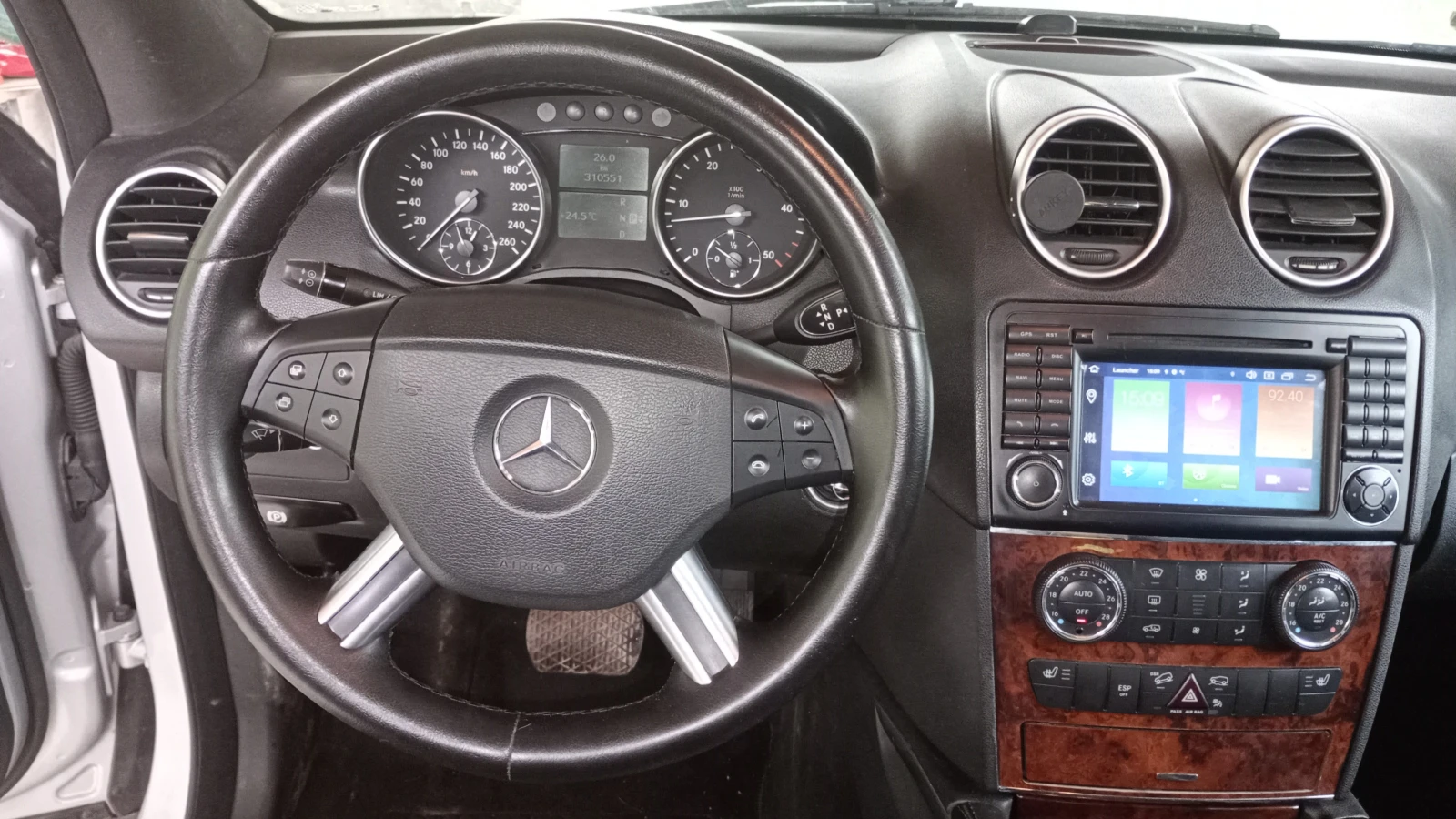 Mercedes-Benz ML 320 CDI, снимка 8 - Автомобили и джипове - 54103166