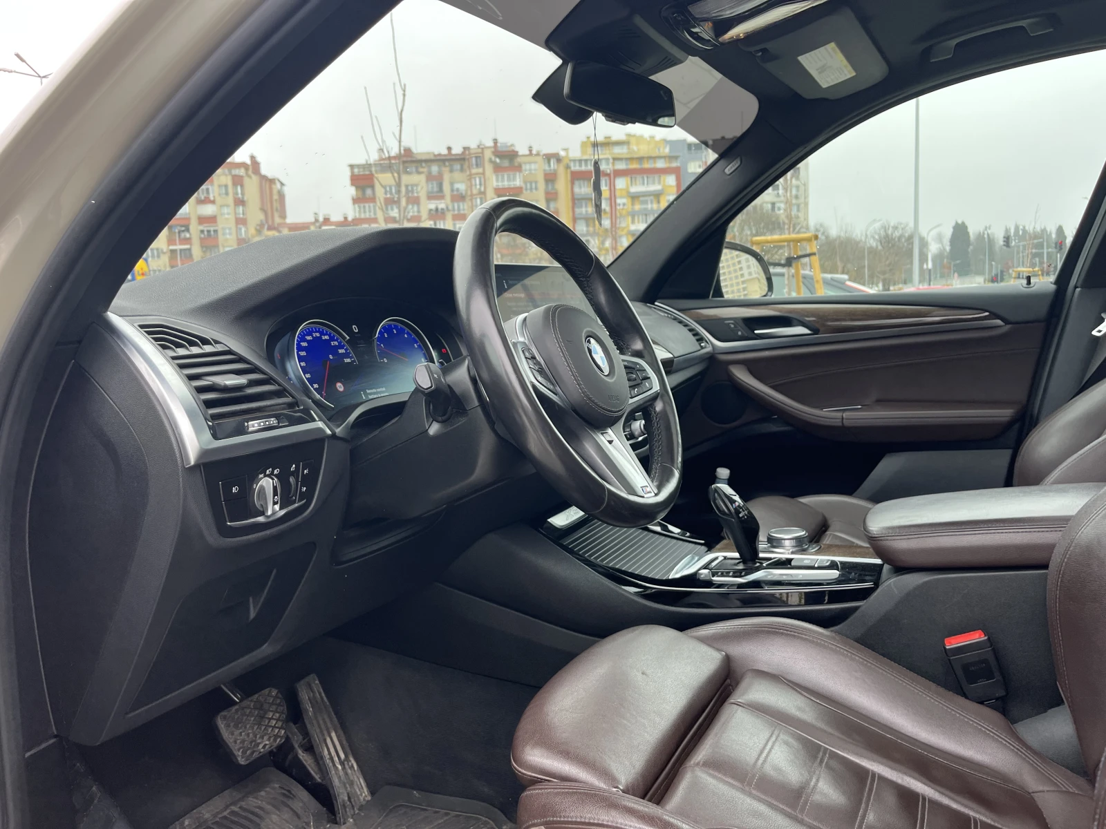 BMW X3, снимка 16 - Автомобили и джипове - 54145603