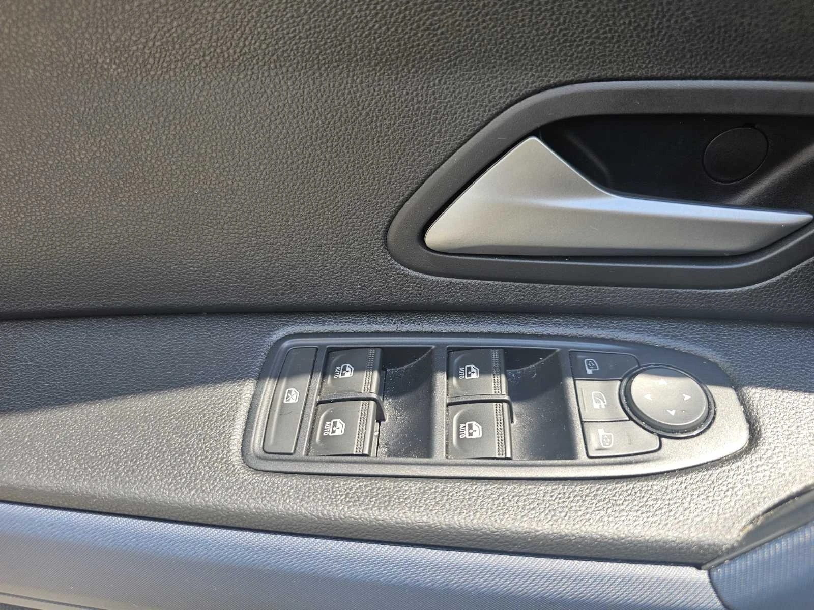 Dacia Duster 1.0 TCe 100 LPG | Mobile.bg � ����������� 11