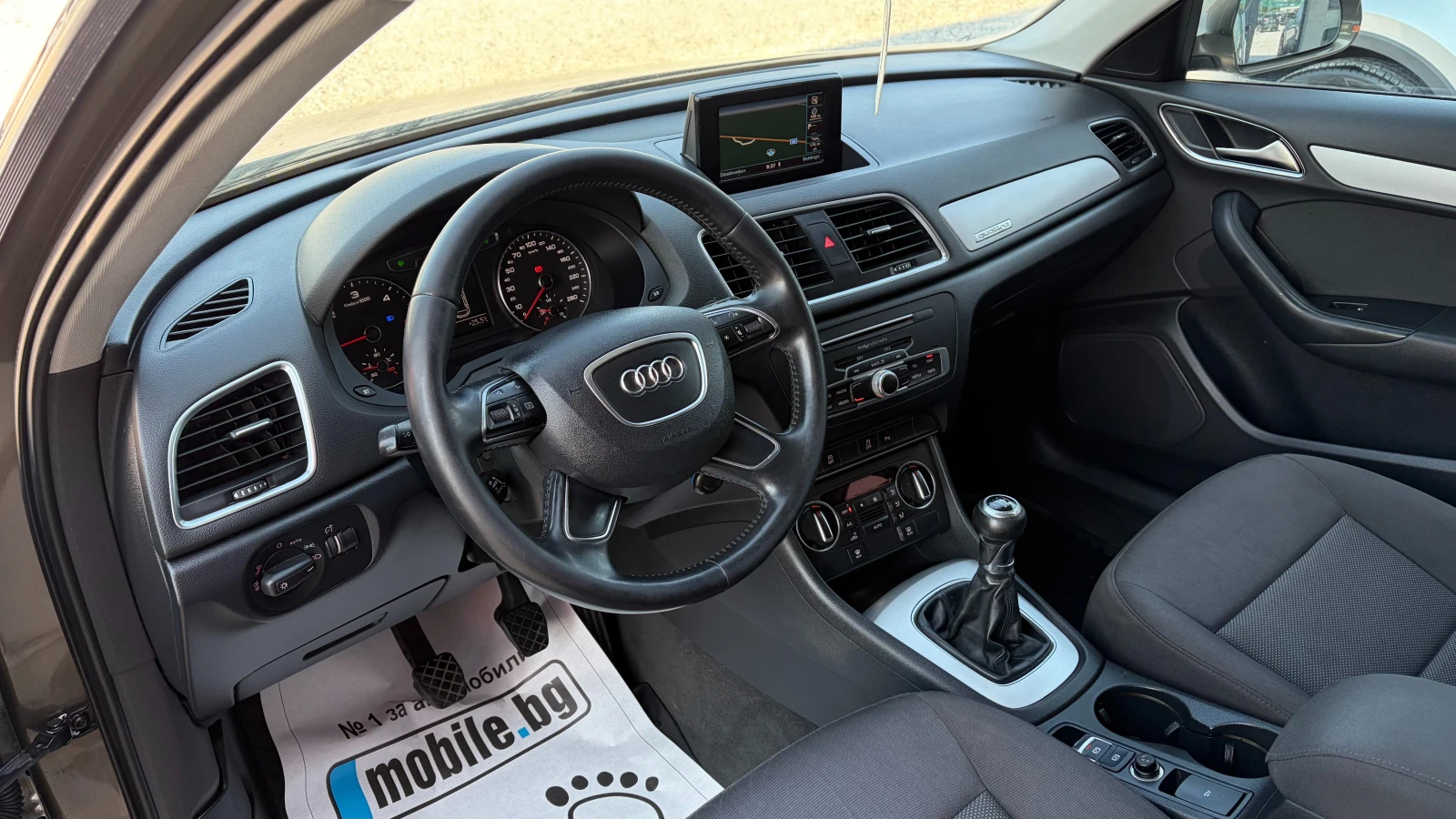 Audi Q3 2.0TDI , снимка 8 - Автомобили и джипове - 54995186