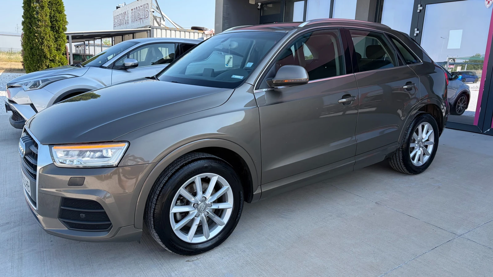 Audi Q3 2.0TDI , снимка 2 - Автомобили и джипове - 54995186