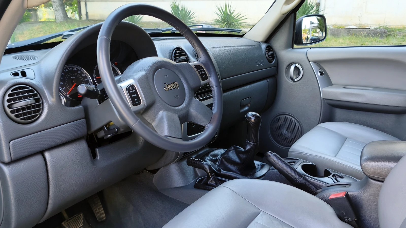 Jeep Cherokee 2.8CRD 195 000 km. | Mobile.bg � ����������� 9