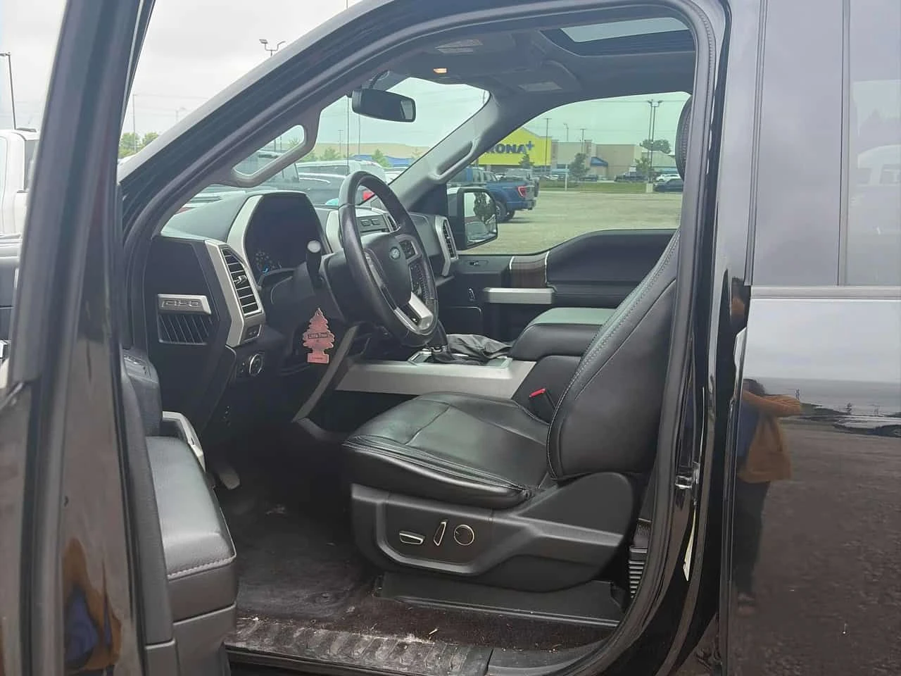 Ford F150 * 4WD SuperCrew* АВТОКРЕДИТ БЕЗ ПЪРВОНАЧАЛНА ВНОСК, снимка 5 - Автомобили и джипове - 55320229