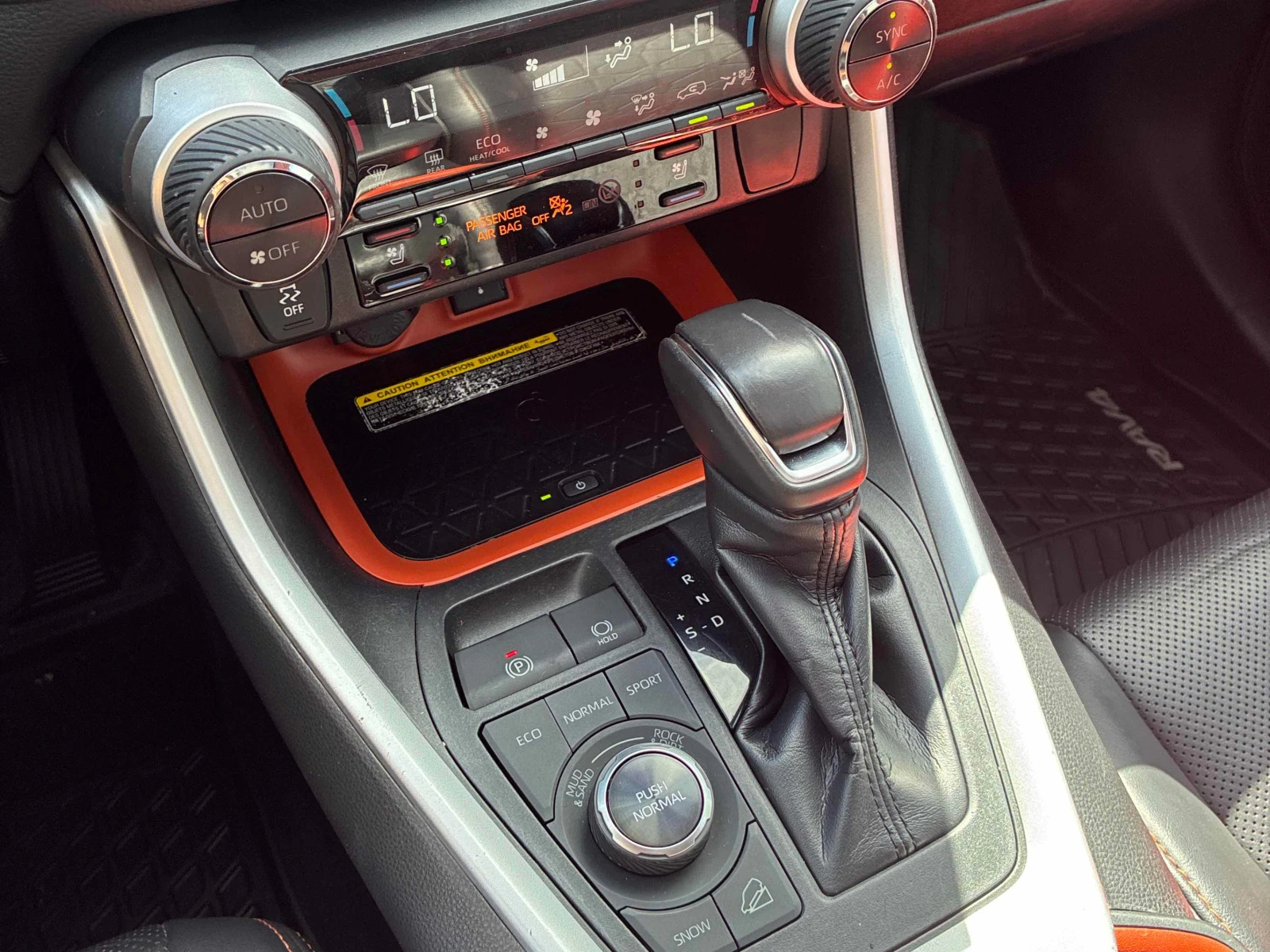 Toyota Rav4 * Trail * АВТОКРЕДИТ БЕЗ ПЪРВОНАЧАЛНА ВНОСКА* , снимка 15 - Автомобили и джипове - 55840115