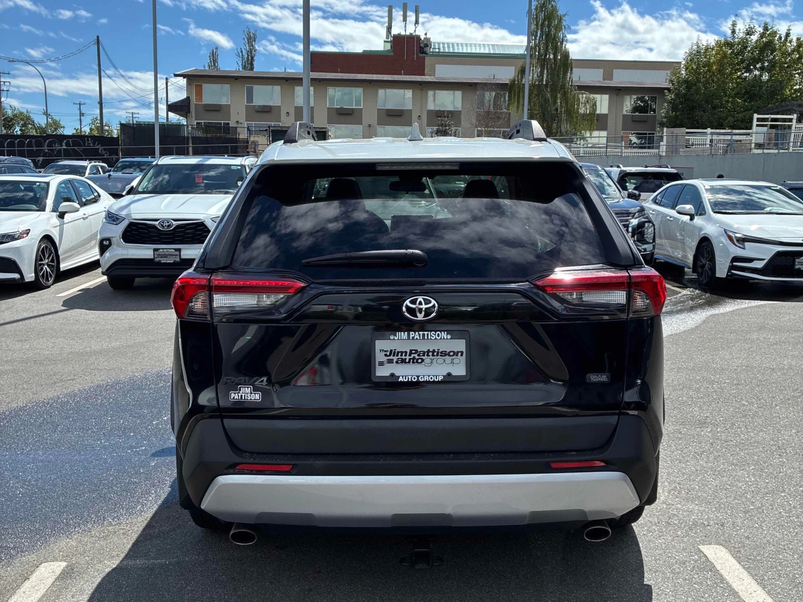 Toyota Rav4 * Trail * АВТОКРЕДИТ БЕЗ ПЪРВОНАЧАЛНА ВНОСКА* , снимка 4 - Автомобили и джипове - 55840115