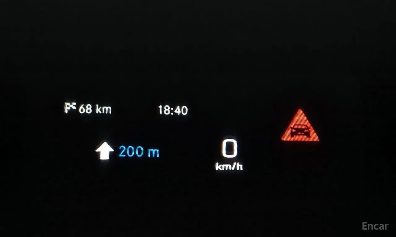 Mercedes-Benz GLC 300 Coupe / Digital / Distronic / Автокредит, снимка 14 - Автомобили и джипове - 55982928