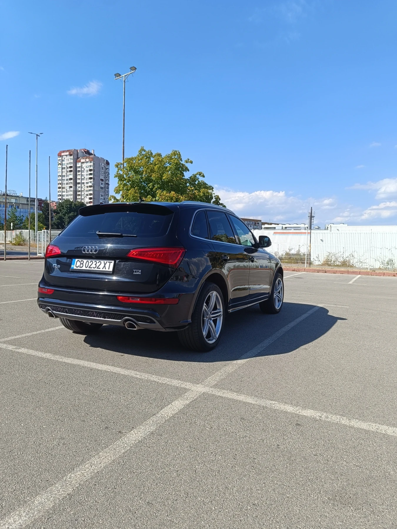 Audi Q5 3, 0 TDI 3xSline, снимка 3 - Автомобили и джипове - 56152649