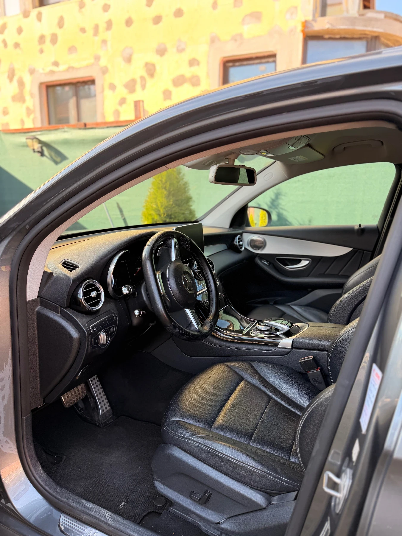 Mercedes-Benz GLC 250, снимка 3 - Автомобили и джипове - 56597495
