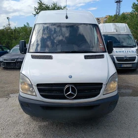 ������ Mercedes-Benz Sprint...