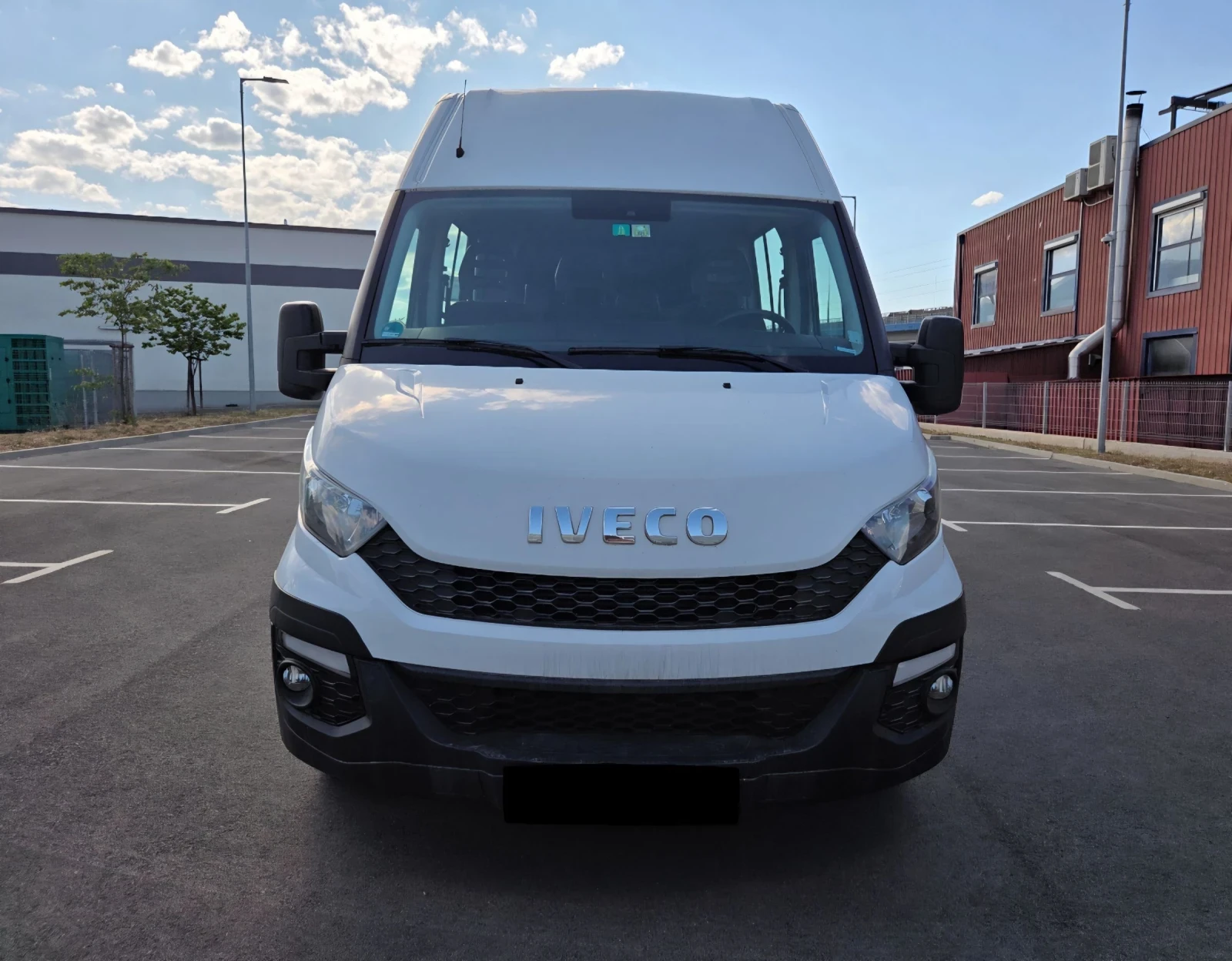 Iveco 35c17 Daily 35c17 3.0D/170hp| Отлично състояние | 6 мест - изображение 2