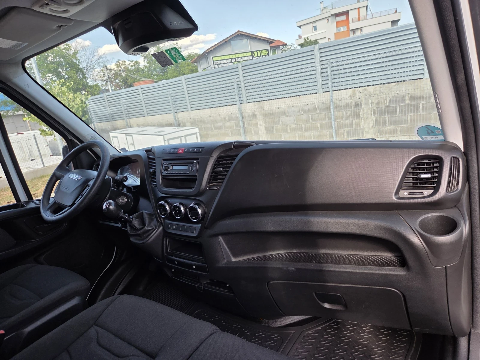 Iveco 35c17 Daily 35c17 3.0D/170hp| Отлично състояние | 6 мест - изображение 10
