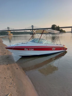 Моторна яхта Cobia V6 4.3 190cv, снимка 1