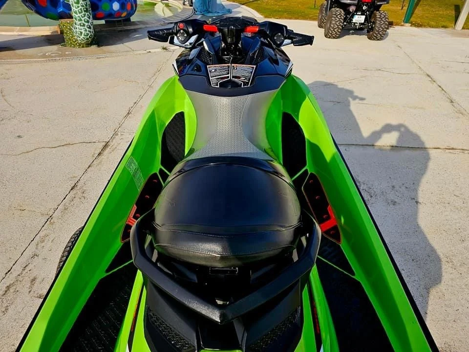 Джет Bombardier Sea Doo GTR X230 - изображение 9