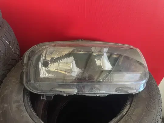 Фар Десен за Citroen c4 Cactus 2014-2018