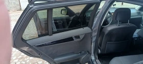 Mercedes-Benz C 220, снимка 11