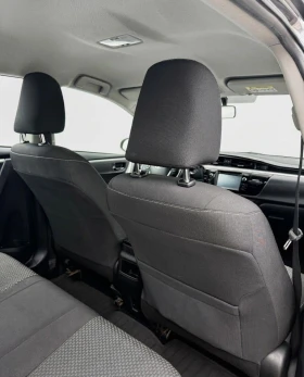 Toyota Corolla Sedan 1.6, снимка 6