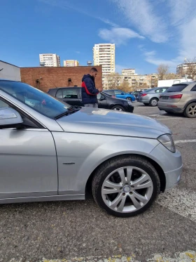 Mercedes-Benz C 320 4 матик, снимка 5