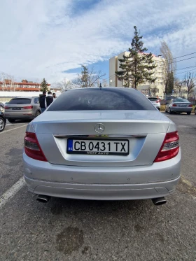 Mercedes-Benz C 320 4 матик, снимка 7