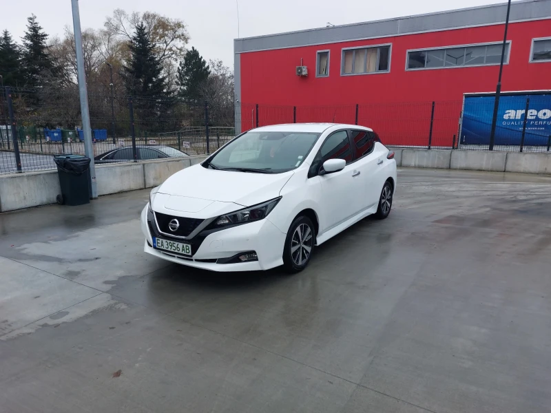 Nissan Leaf , снимка 1 - Автомобили и джипове - 48270899