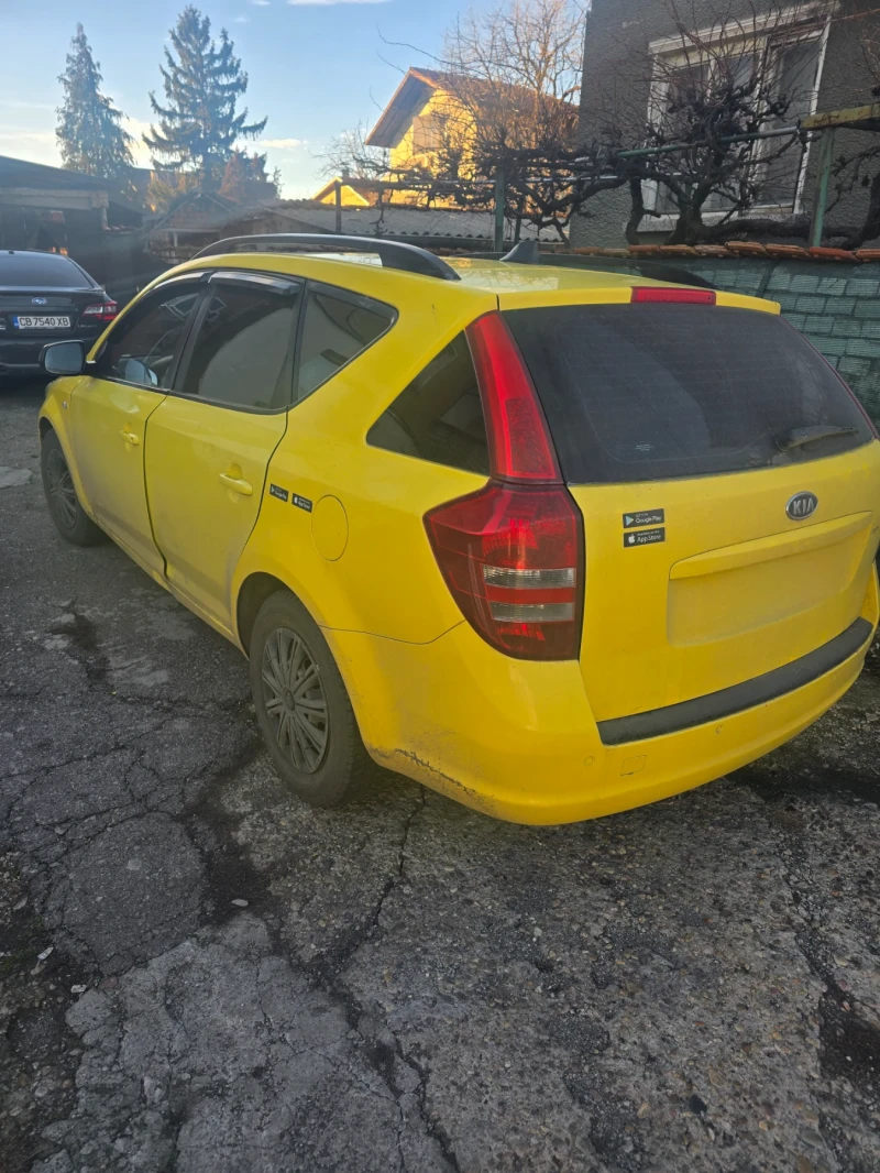 Kia Ceed 1.4 газ, снимка 2 - Автомобили и джипове - 48466323