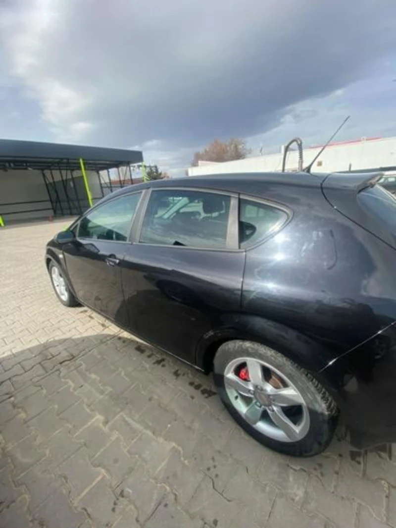 Seat Leon 1.4tsi + + + , снимка 8 - Автомобили и джипове - 49454592