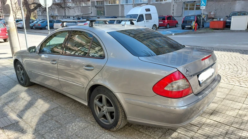 Mercedes-Benz E 200 Kompressor , снимка 10 - Автомобили и джипове - 49596471