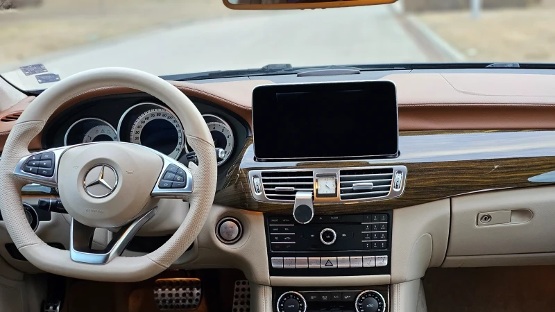 Mercedes-Benz CLS 550, снимка 5 - Автомобили и джипове - 53175370