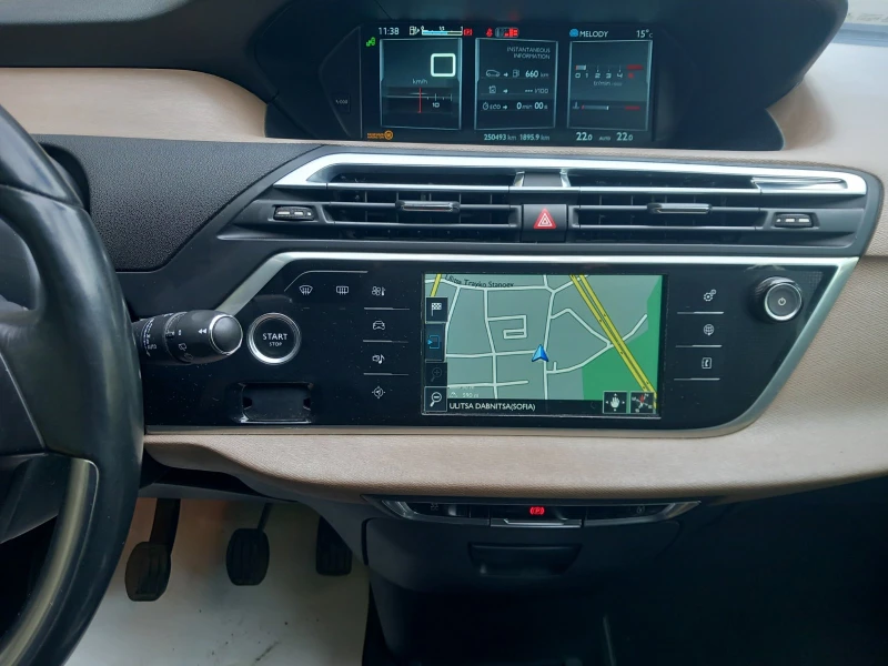 Citroen C4 Picasso  2.0 HDI , снимка 8 - Автомобили и джипове - 52659684