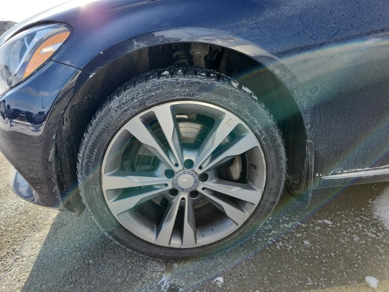 Mercedes-Benz C 300 * CARFAX * БЕЗ ПЪРВОНАЧАЛНА ВНОСКА, снимка 6 - Автомобили и джипове - 53232738