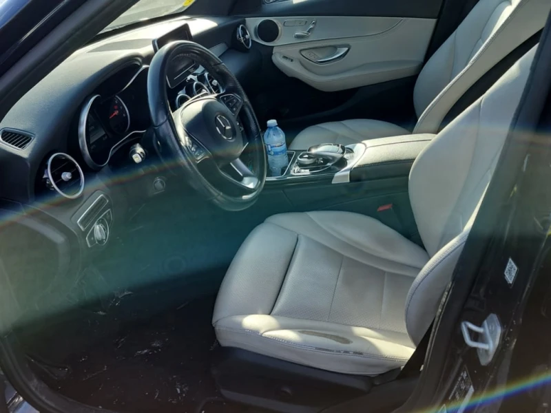 Mercedes-Benz C 300 * CARFAX * БЕЗ ПЪРВОНАЧАЛНА ВНОСКА, снимка 5 - Автомобили и джипове - 53232738