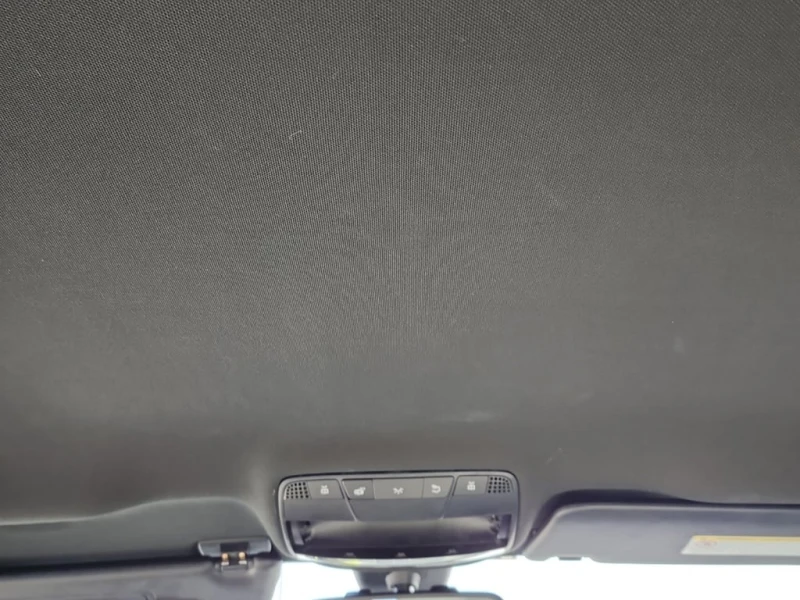 Mercedes-Benz C 300 * CARFAX * БЕЗ ПЪРВОНАЧАЛНА ВНОСКА, снимка 11 - Автомобили и джипове - 53232738