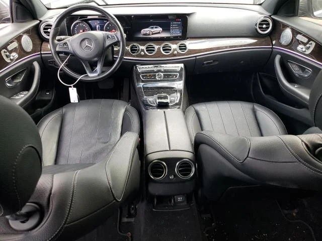 Mercedes-Benz E 300 * 4MATIC * CarFax * * АвтоКредит - изображение 8