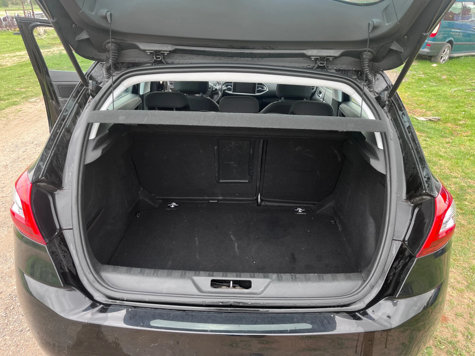 Peugeot 308 HDI AUTOMATIK 63000км 120кс | Mobile.bg — изображение 12
