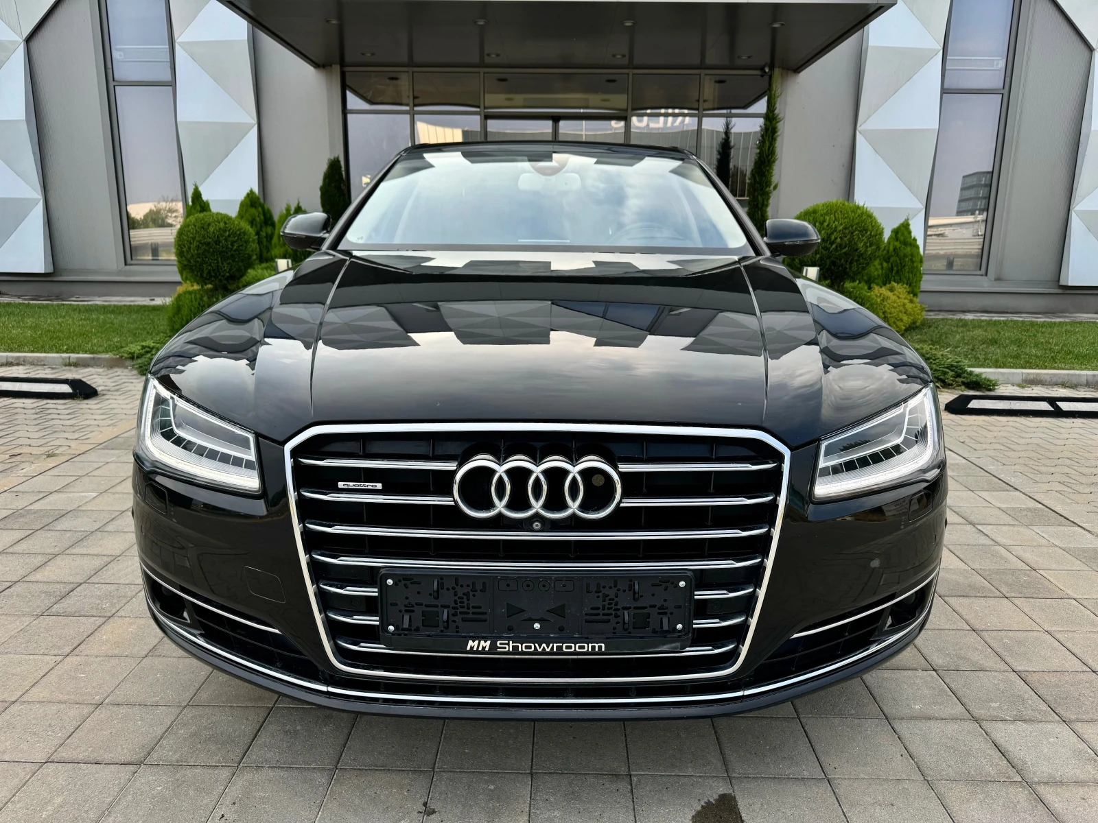 Audi A8 4.2TDI-DESIGN-SELECTION-MASSAGE-360КАМ-HEADUP-BOSE - изображение 2