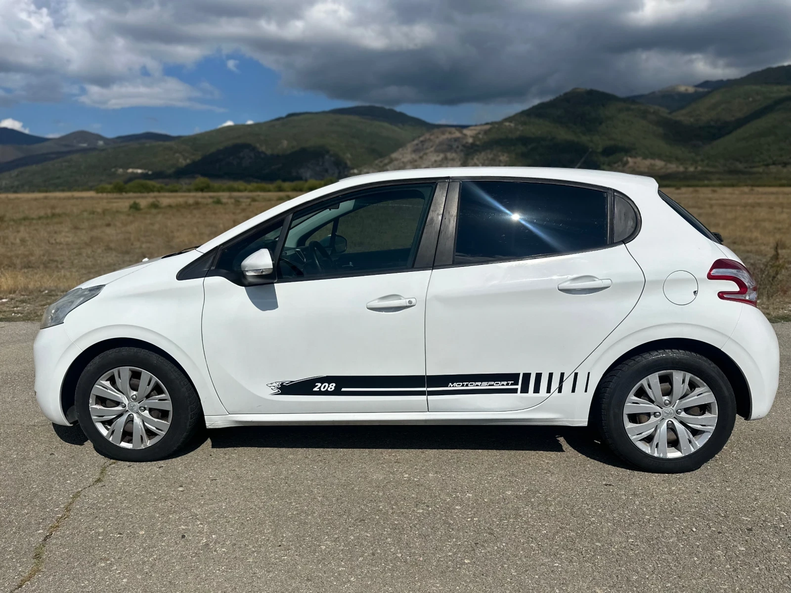 Peugeot 208 1.2 85000км  - изображение 5