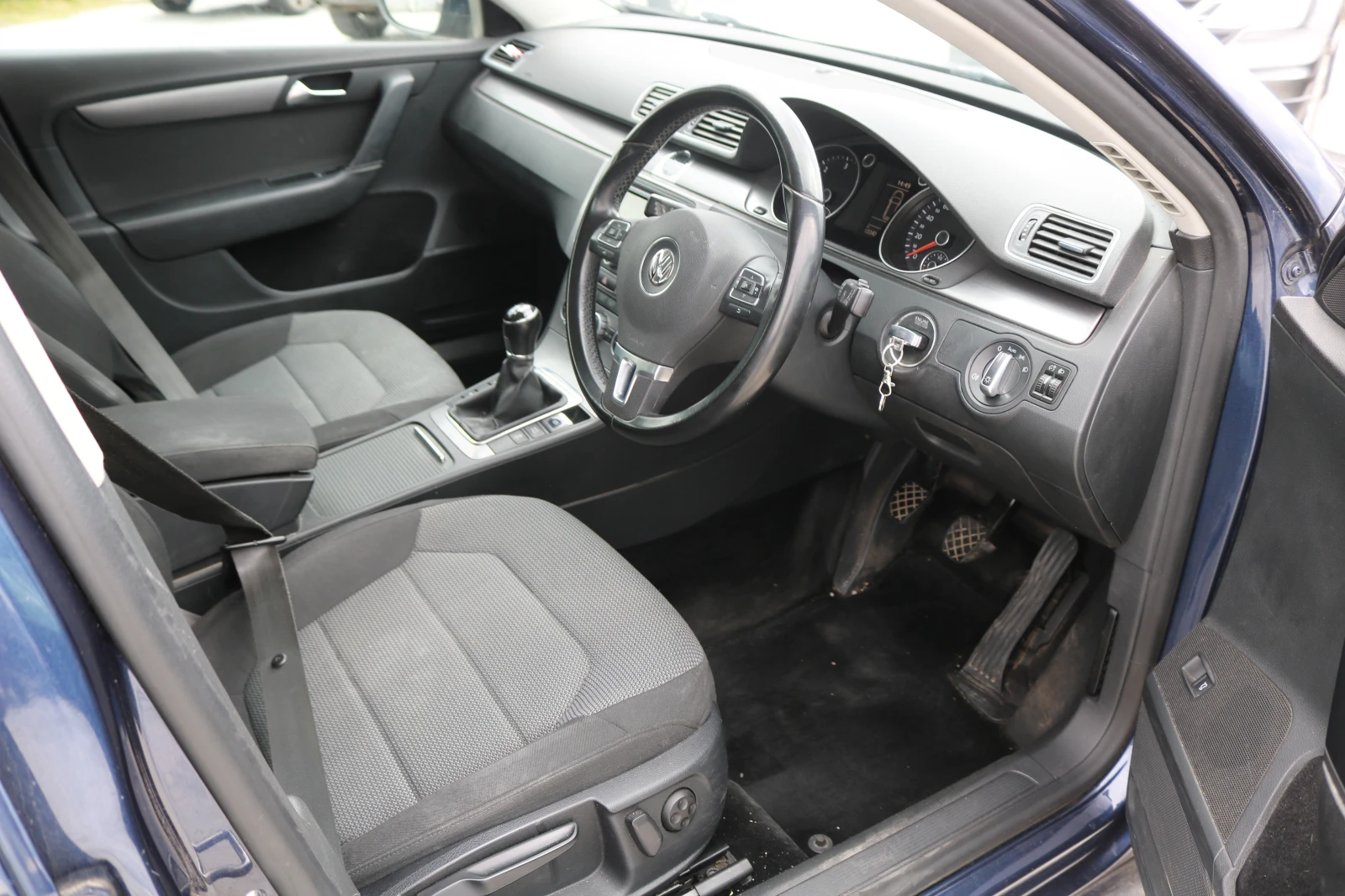 VW Passat 2.0 TDI - изображение 9
